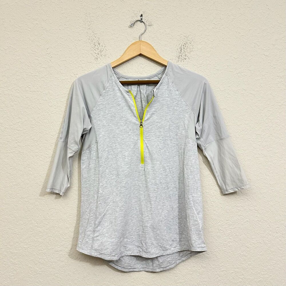 LULULEMON Clip-In "Long" Sleeve Top Gray 1/2 Zip Training Activewear